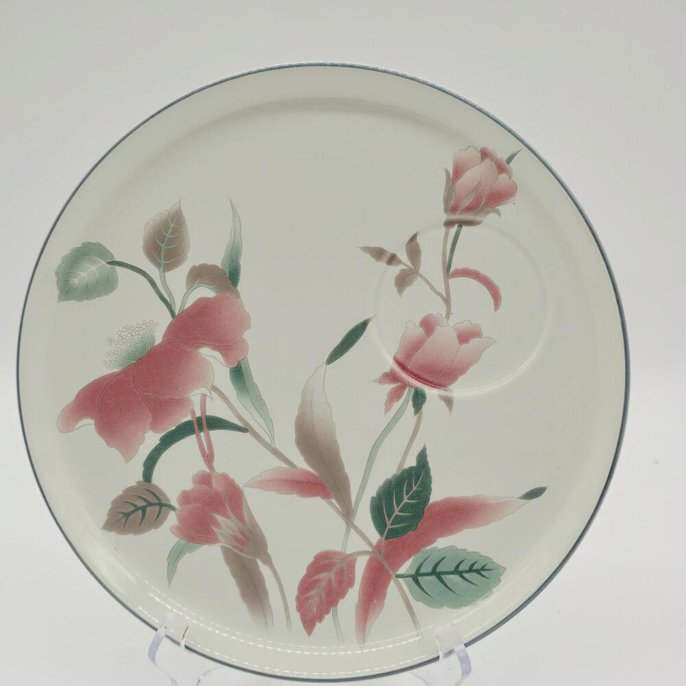 Mikasa Silk Flowers  Off Set Chip Plate only Made In Malaysia 1980's LK-N